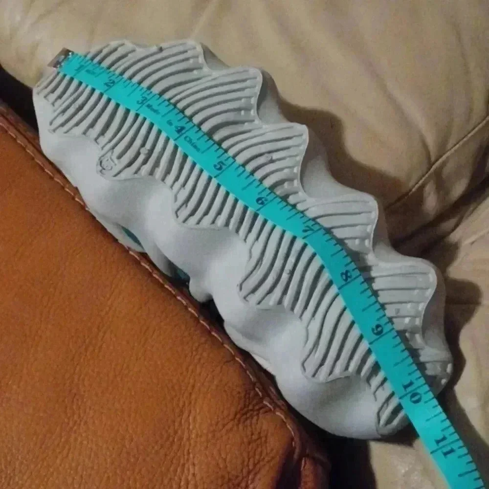 > New no tag,  very light  women's snickers - Picture 8 of 11